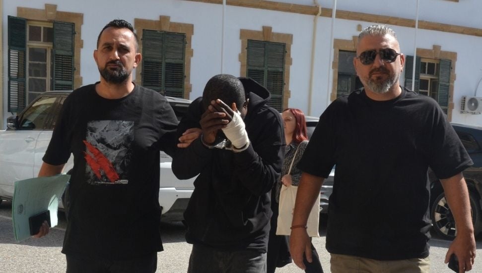 2 kilodan fazla uyuşturucu ile yakalanan zanlı 7 gün daha tutuklu kalacak