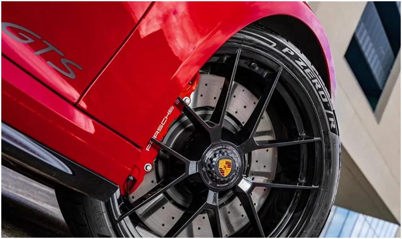 Pirelli'den Porsche'ye özel lastik...